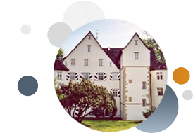 Kristen von Reischach - Yoga im Schloss - Riet